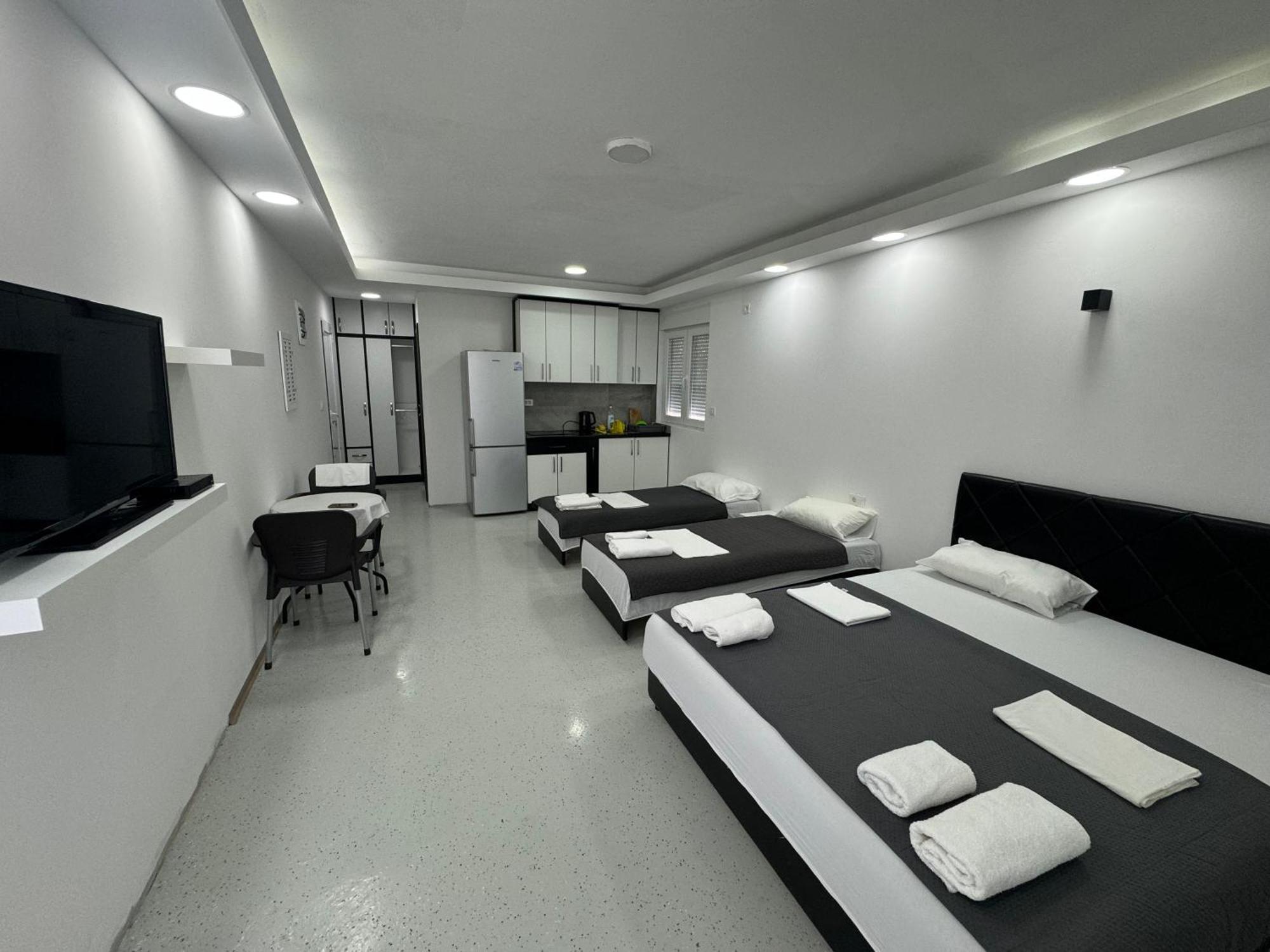 Apartmani Milic 科托尔 外观 照片